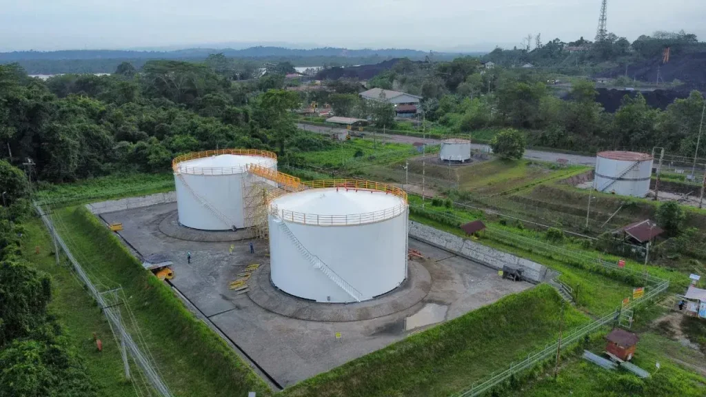 Fasilitas perbaikan dan peningkatan tangki 2x2000 KL PT Berau Coal.