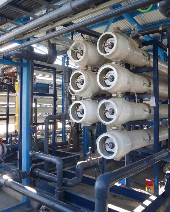 Rancang bangun sistem pengolahan air bersih WTP dan limbah WWTP industri terintegrasi dari perusahaan EPC Indonesia.